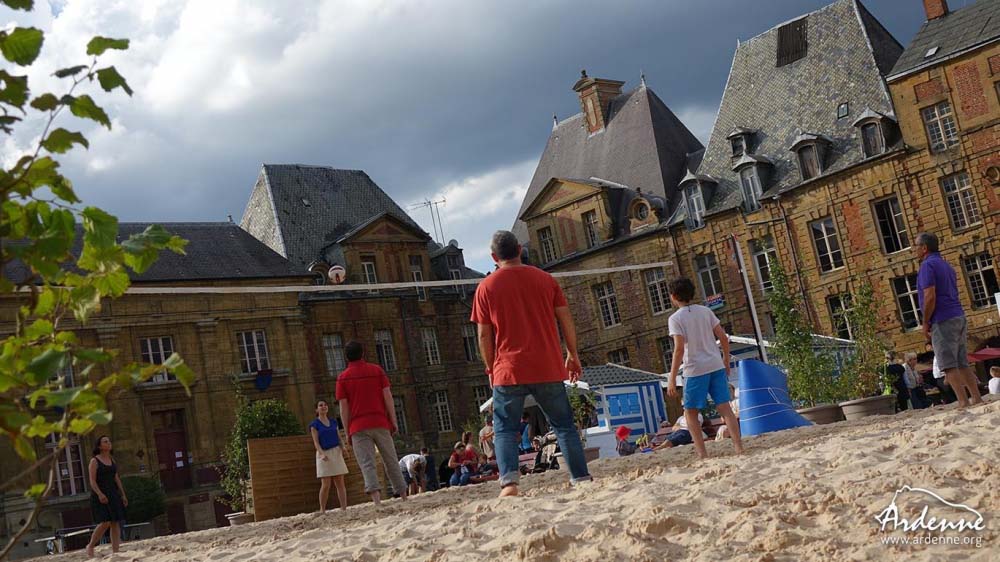 L'été à Charleville-Mézières