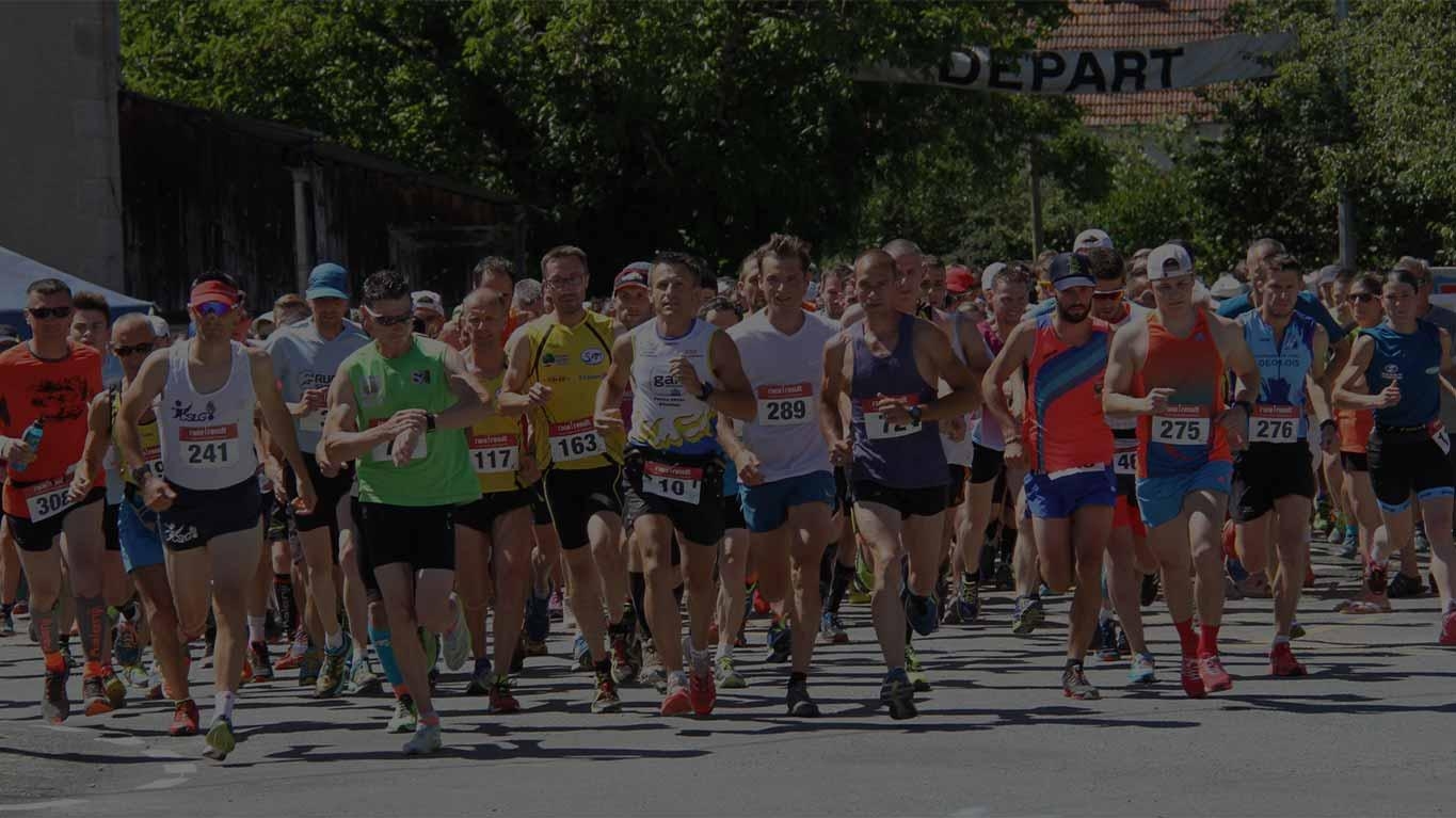 Estivales Des Vieilles Pierres